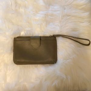 Universal Thread Wristlet